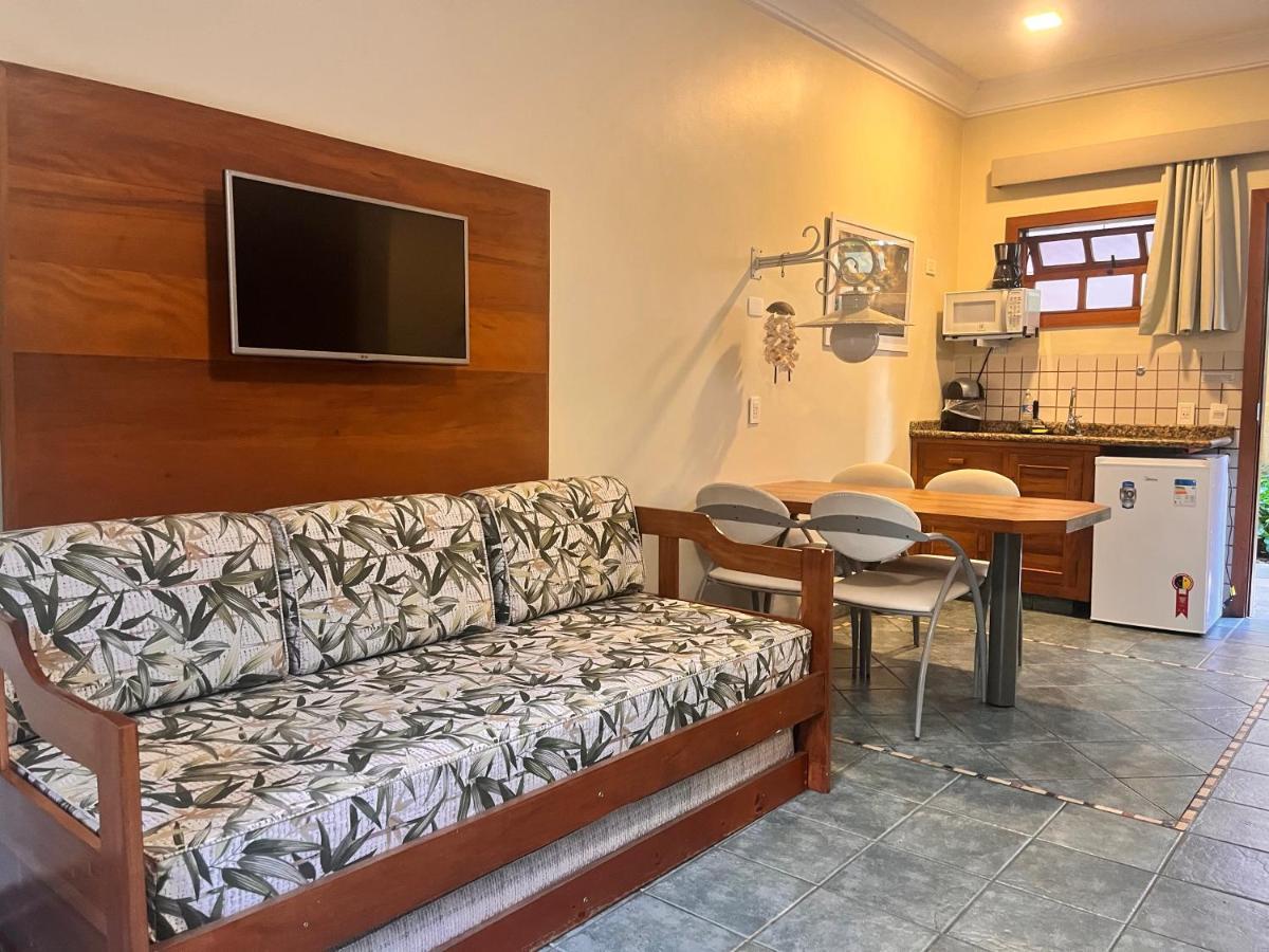 1108 Ilhaflat * Ilhabela